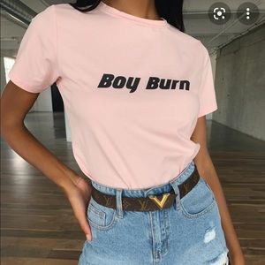 New Tiger mist, Burn Boy tee shirt